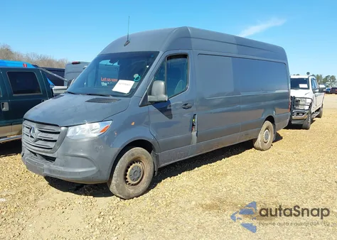 2019 Mercedes-Benz Sprinter 2500 High Roof V6 z USA, uszkodzony, nr VIN WD4PF1CD2KP142447